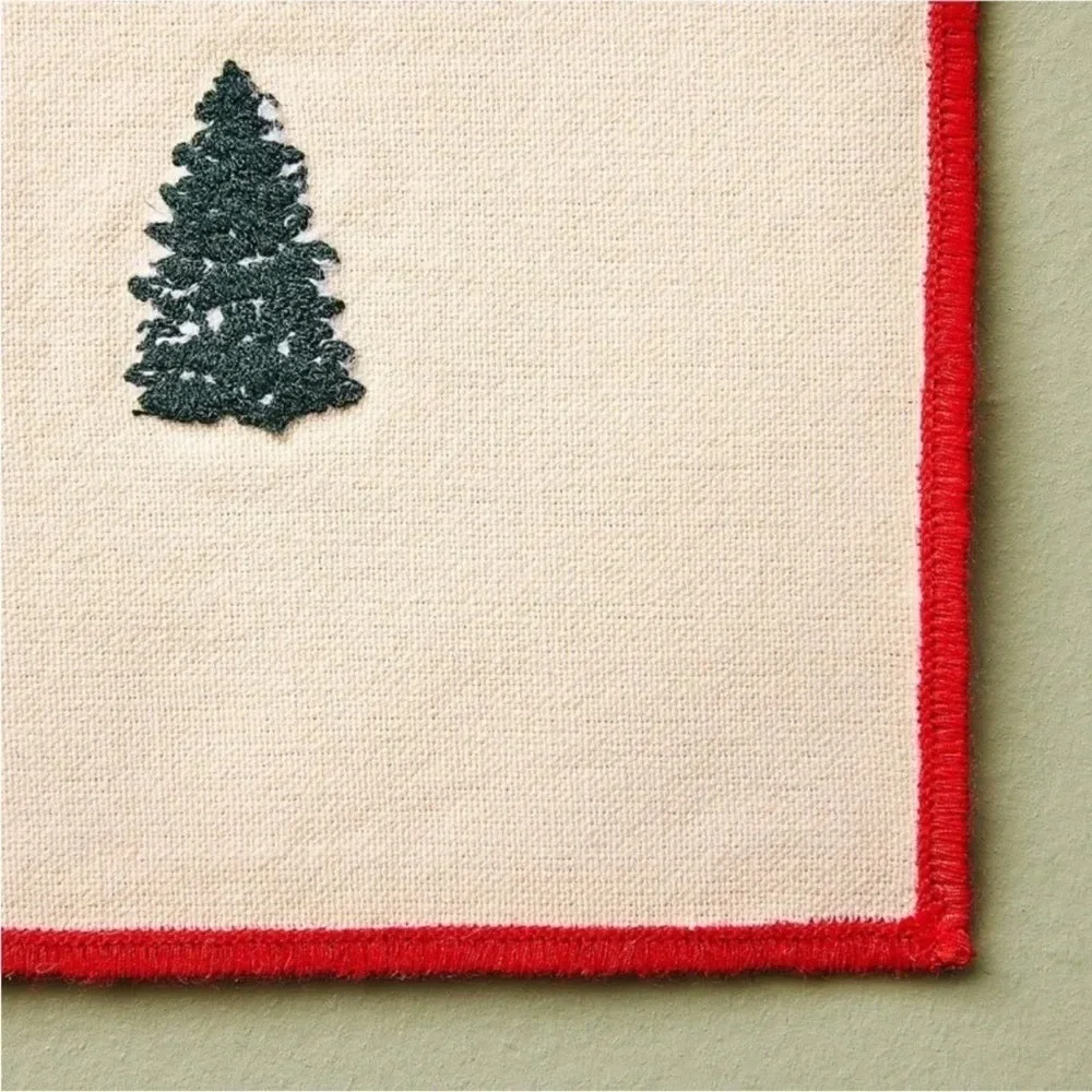 Hearth & Hand set cloth